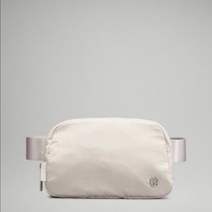Lululemon everywhere belt bag opal white